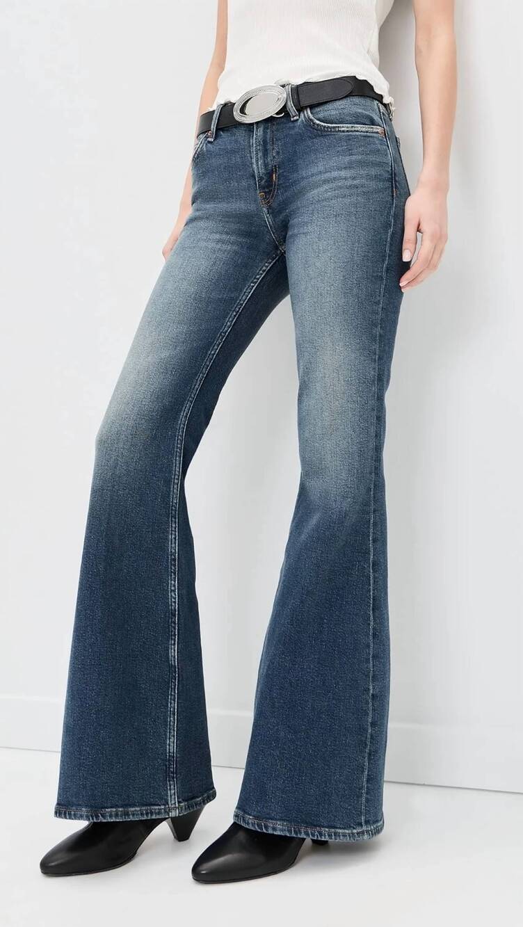 NEW RE/DONE strutter flare jeans in sonoma indigo